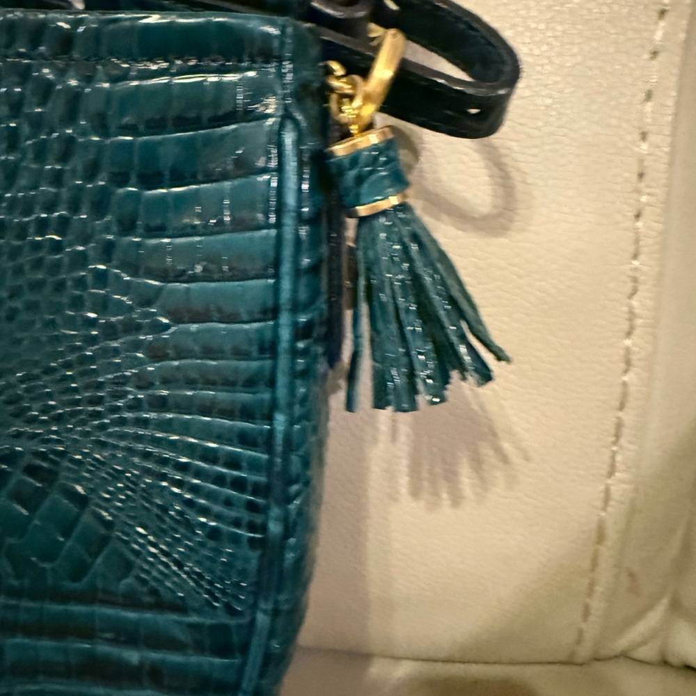 BRAHMIN SHAYNA .. Elegant Teal Crocodile-Embossed Women's Bag - Picture 3 of 4